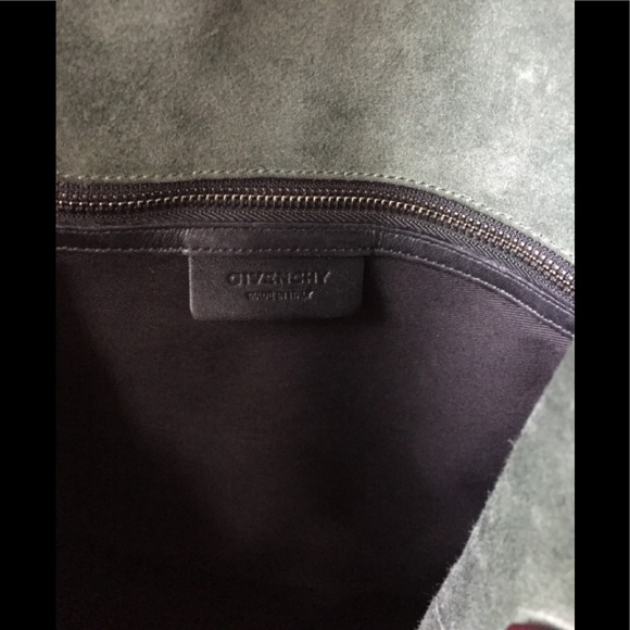 Givenchy Nightingale Shopper Tote. - Picture 11 of 12
